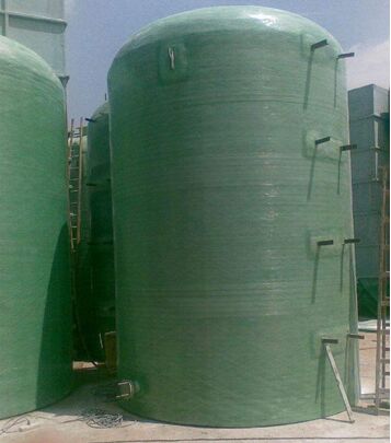 玻璃鋼儲存罐由三層組成 方形玻璃鋼儲存罐