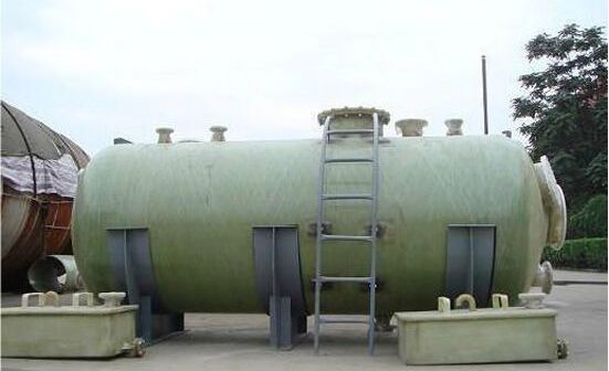 臥式玻璃鋼儲存罐 臥式玻璃鋼儲存罐